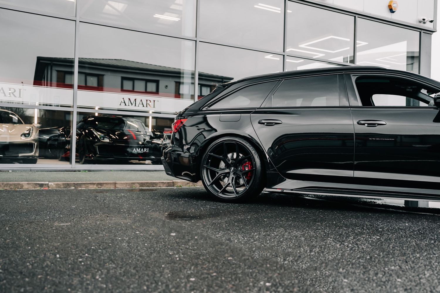 Audi RS6 Carbon Black V8 by URBAN TFSI MHEV Quattro Auto