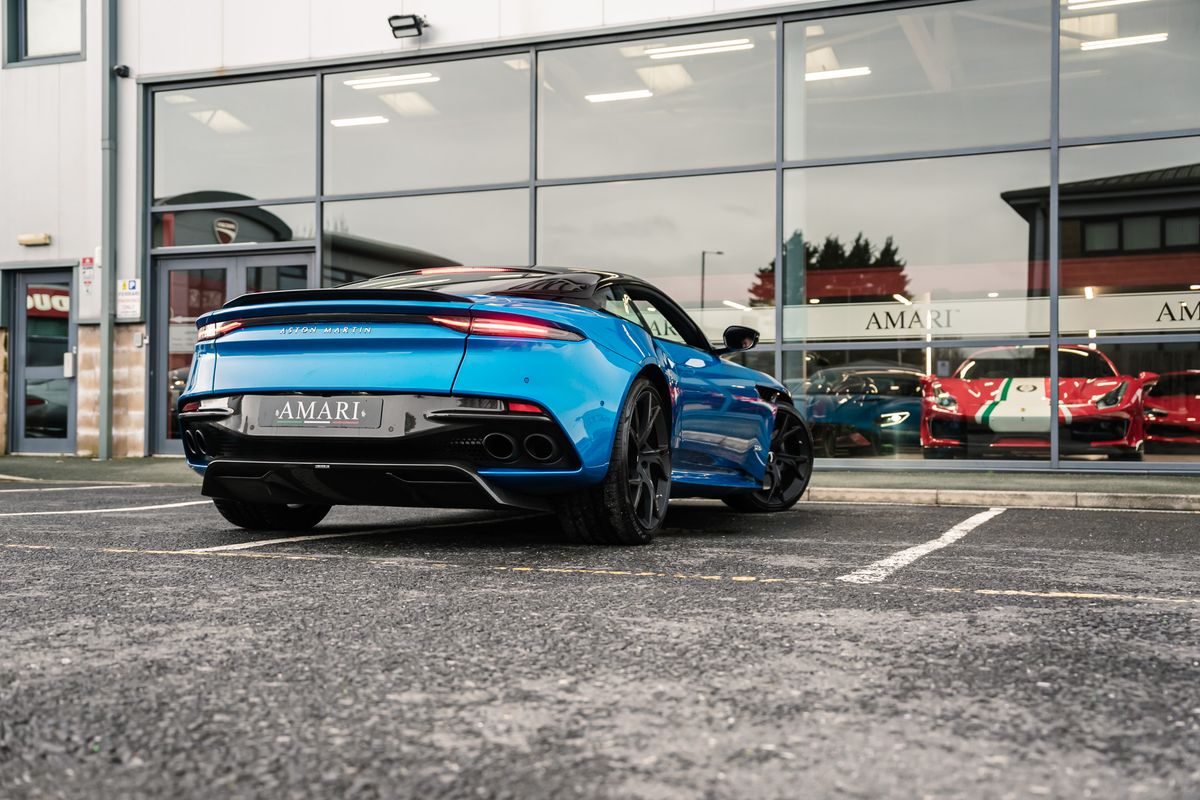 Aston Martin DBS Superleggera DBS SUPERLEGGERA V12 AUTO
