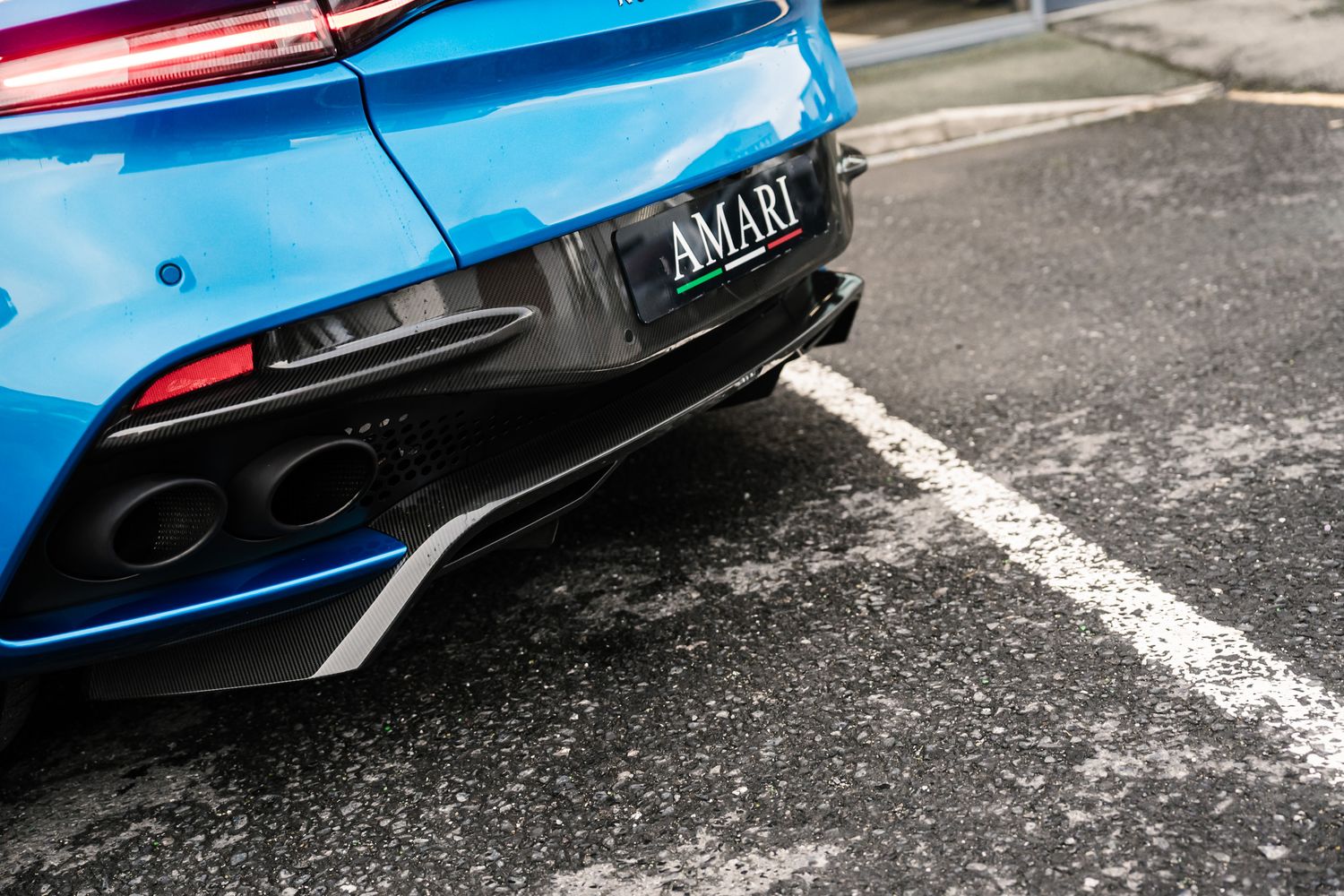 Aston Martin DBS Superleggera DBS SUPERLEGGERA V12 AUTO