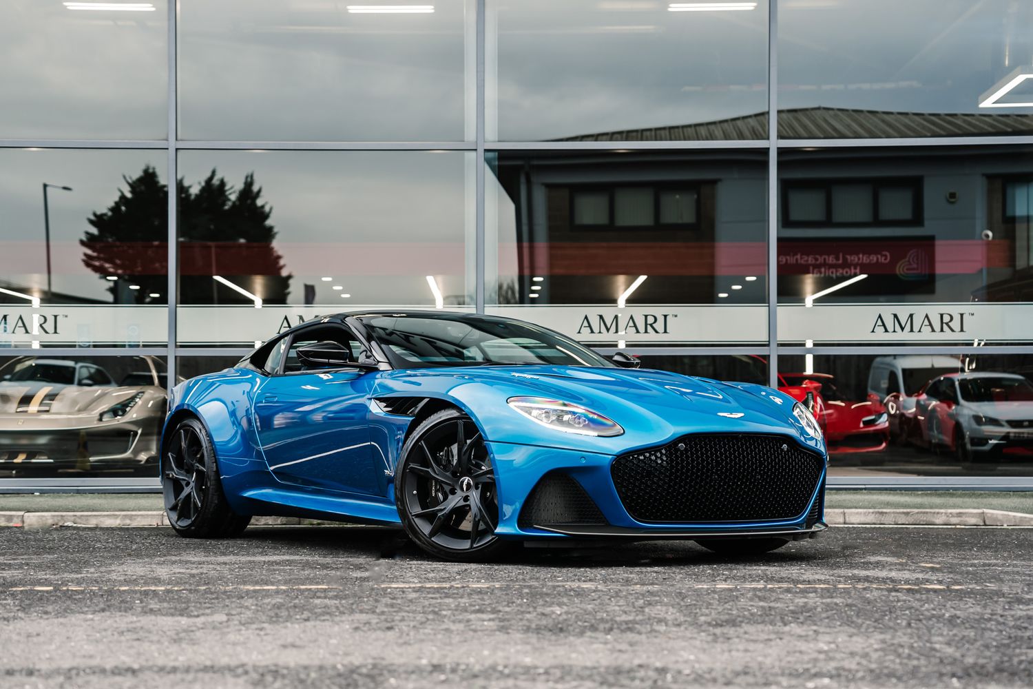 Aston Martin DBS Superleggera DBS SUPERLEGGERA V12 AUTO