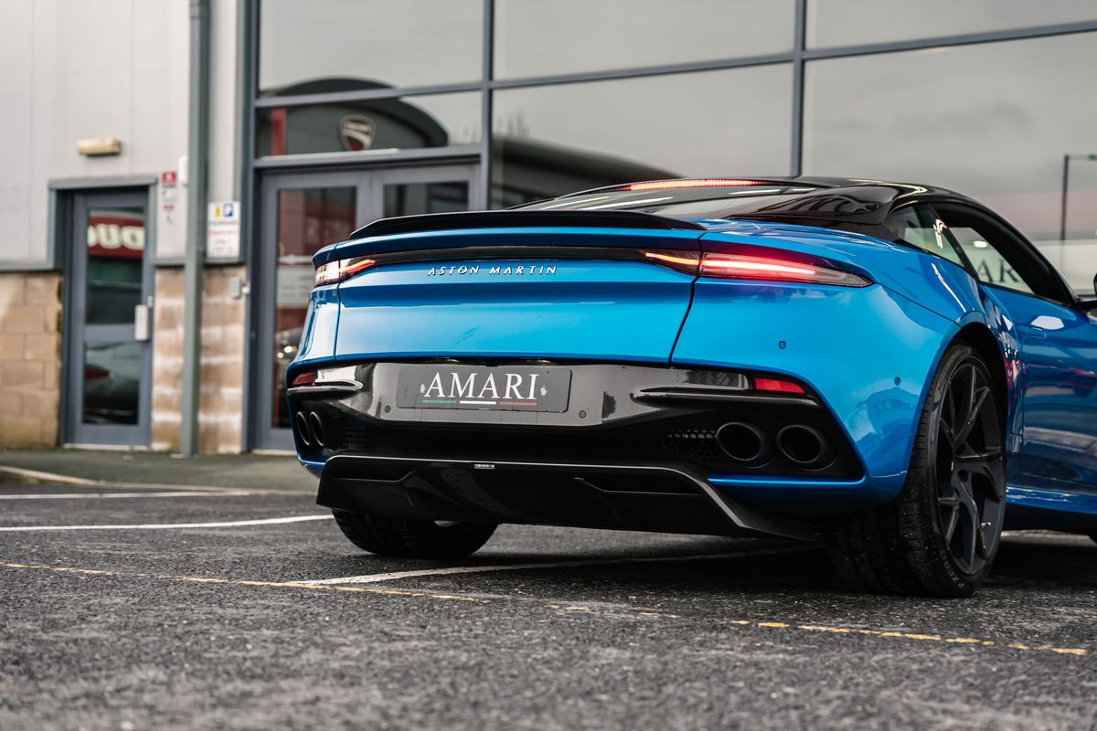 Aston Martin DBS Superleggera DBS SUPERLEGGERA V12 AUTO