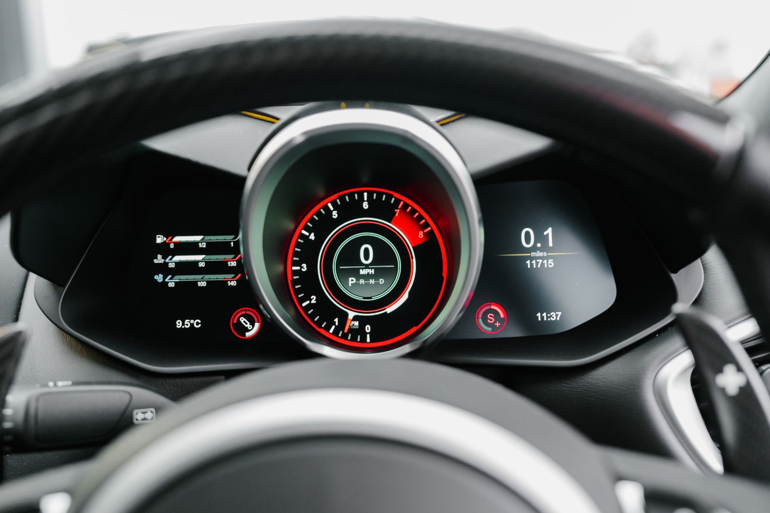 Aston Martin DBS Superleggera Auto