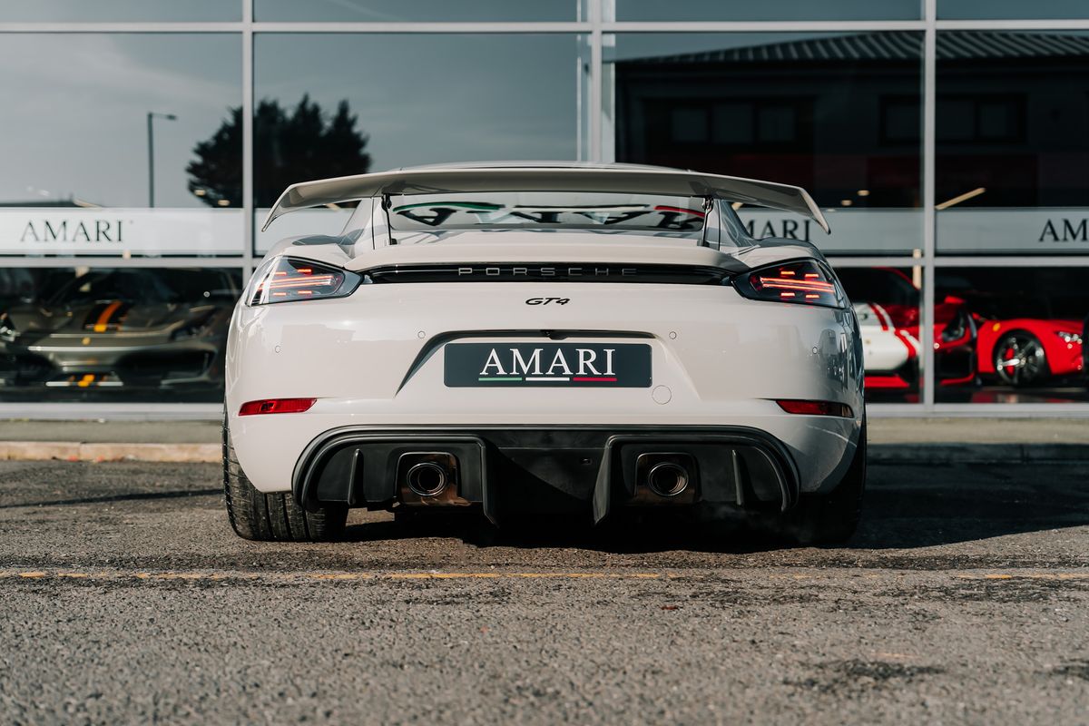 Porsche 718 Cayman GT4 718 CAYMAN GT4