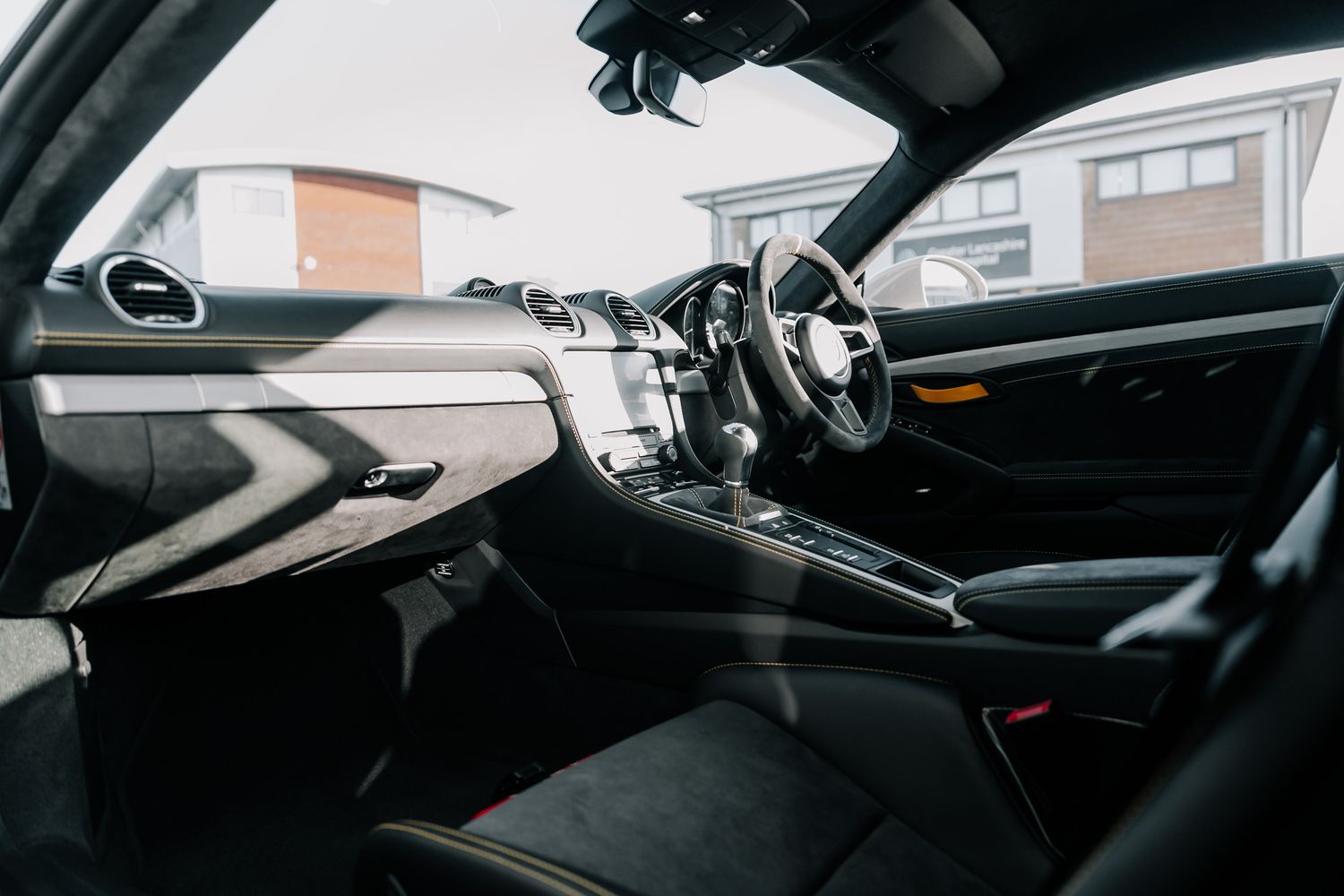 Porsche 718 Cayman GT4 718 CAYMAN GT4
