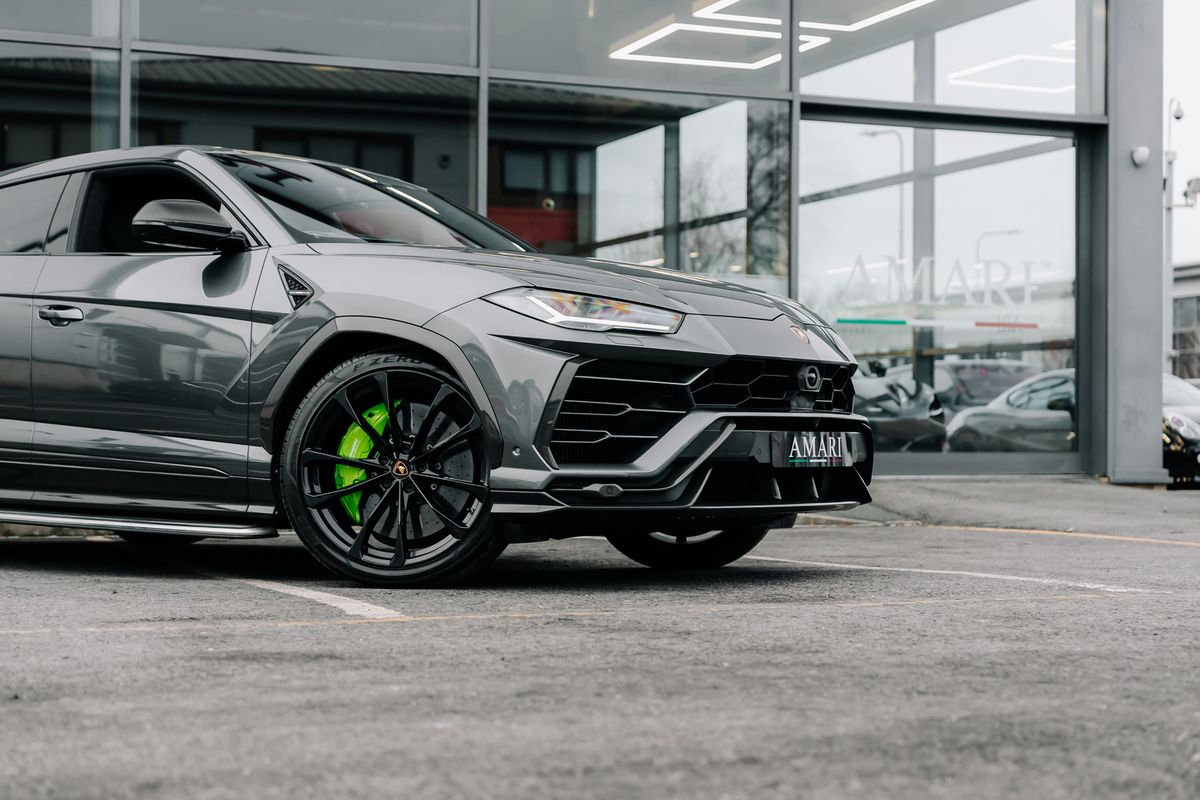 Lamborghini Urus URUS V8 AUTO