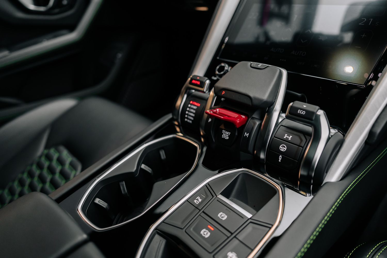 Lamborghini Urus URUS V8 AUTO
