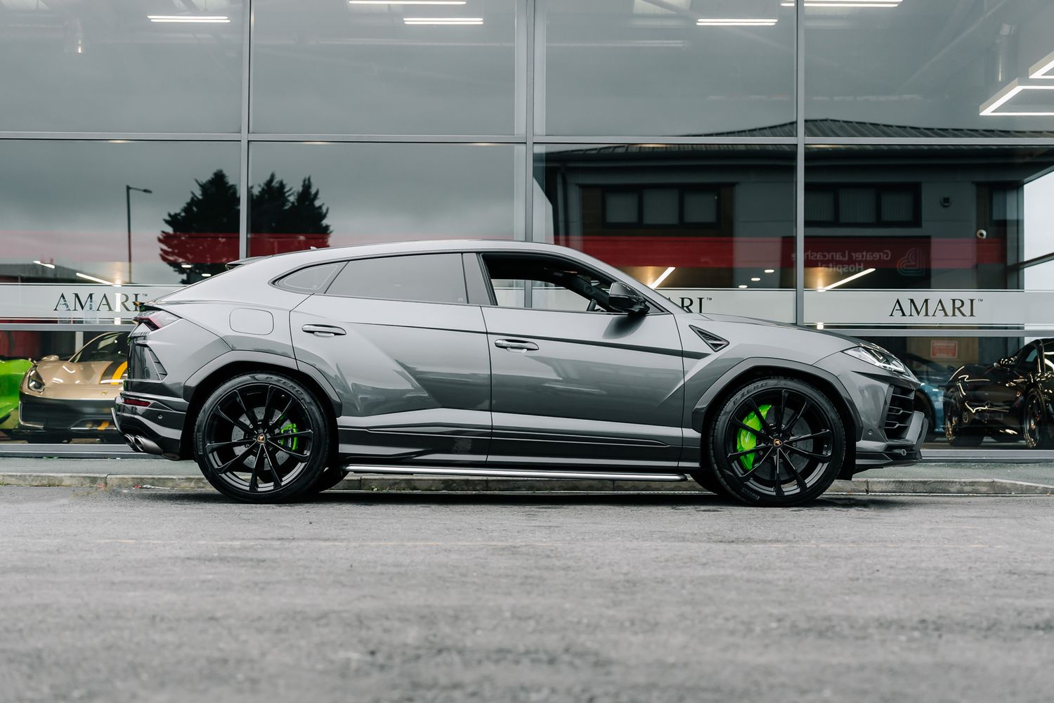 Lamborghini Urus URUS V8 AUTO