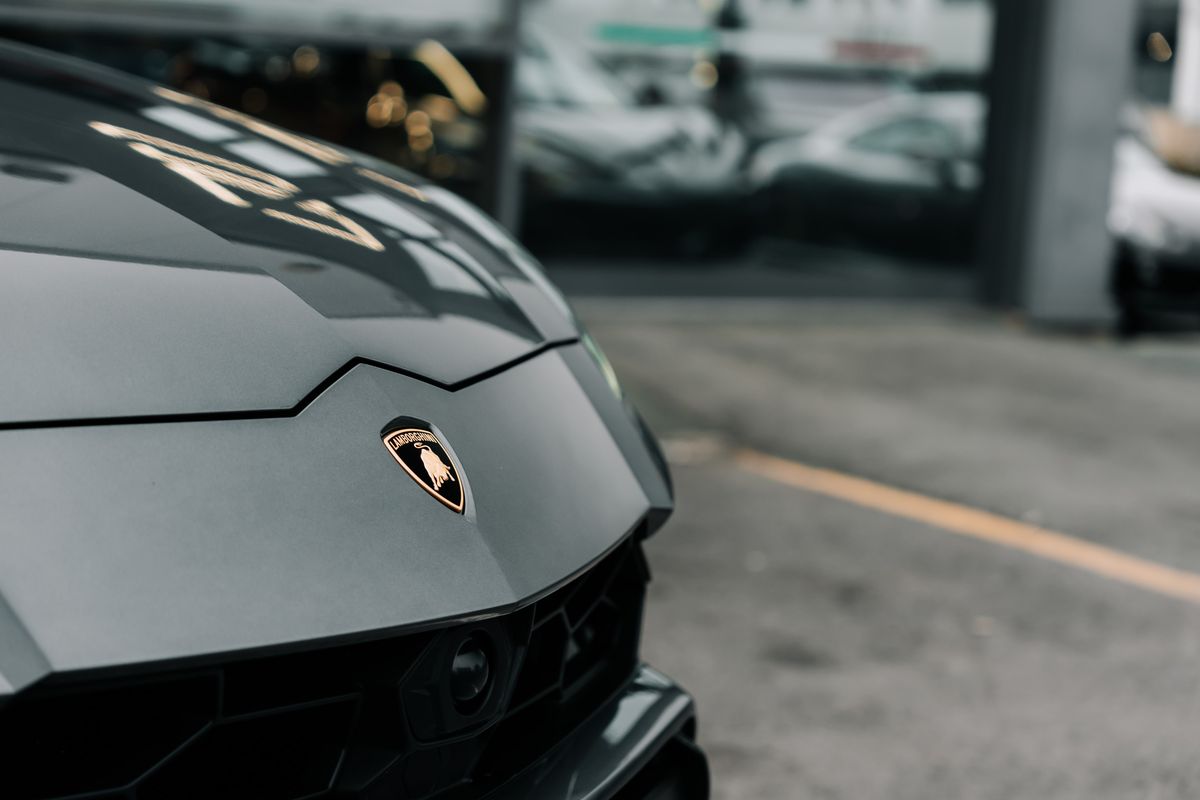 Lamborghini Urus URUS V8 AUTO
