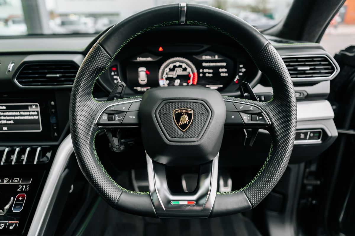Lamborghini Urus URUS V8 AUTO
