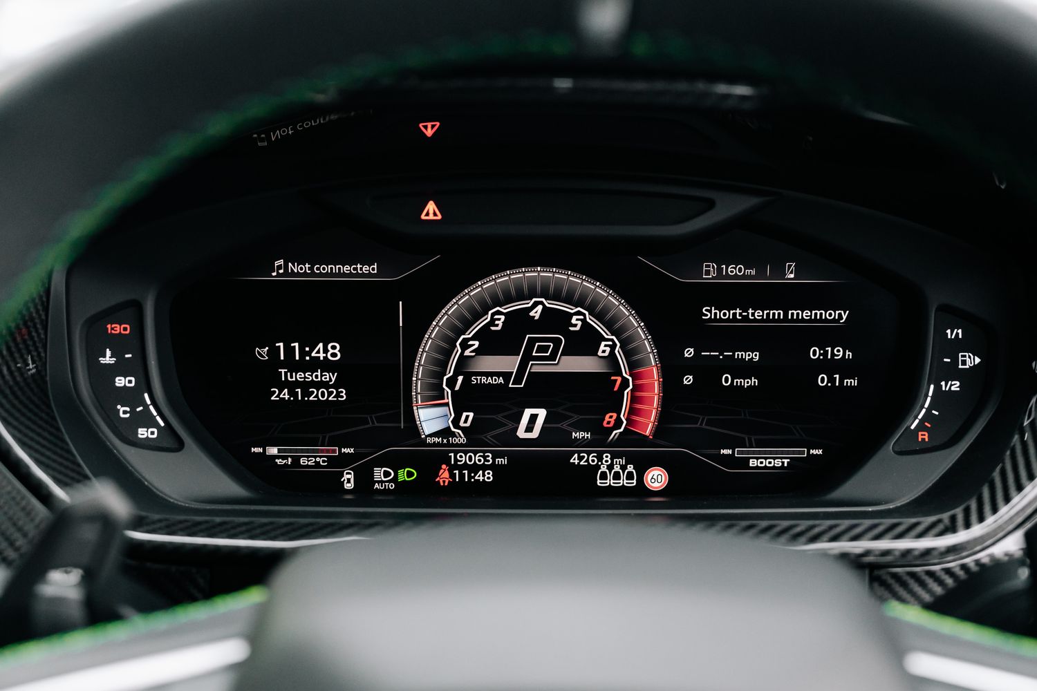Lamborghini Urus V8