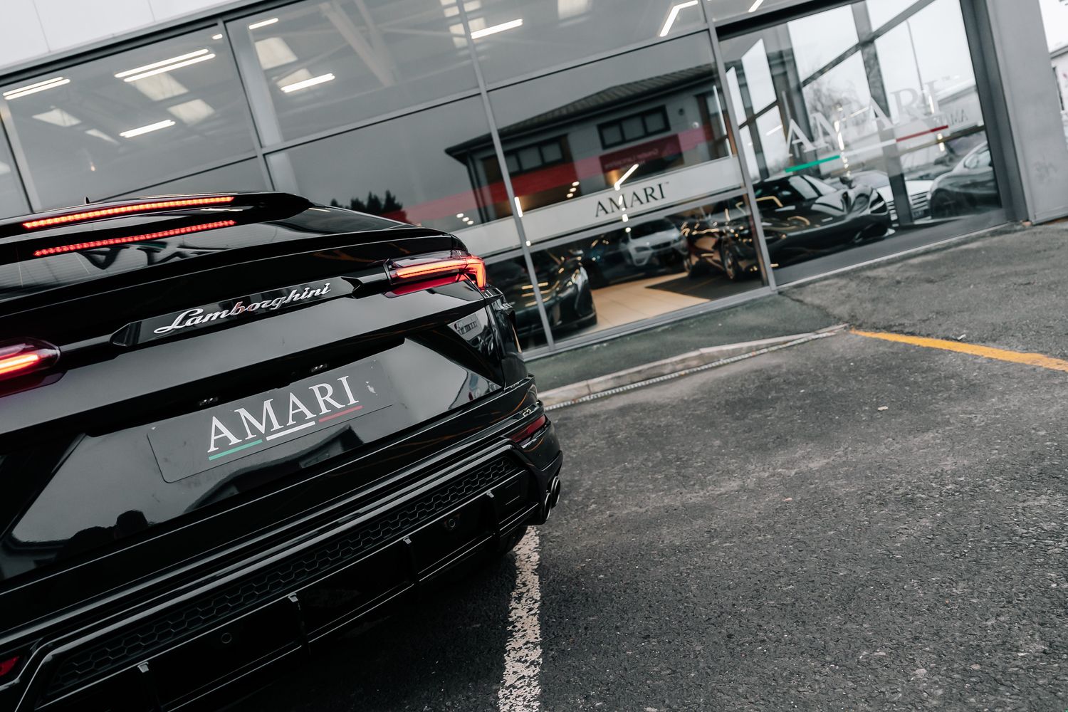 Lamborghini Urus V8