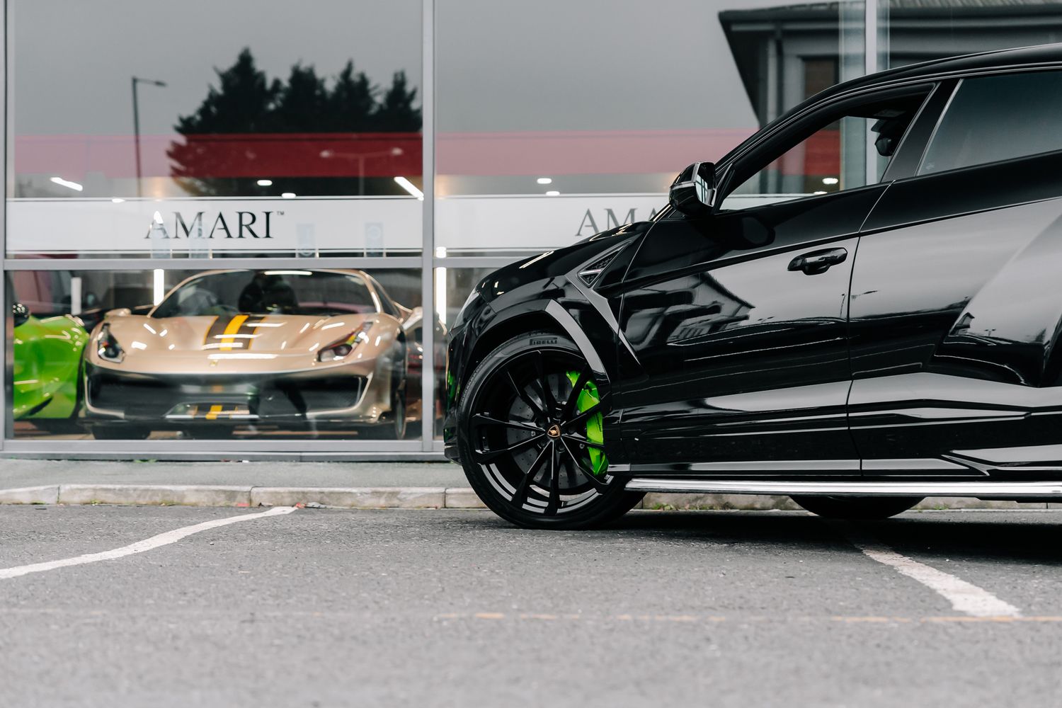 Lamborghini Urus V8