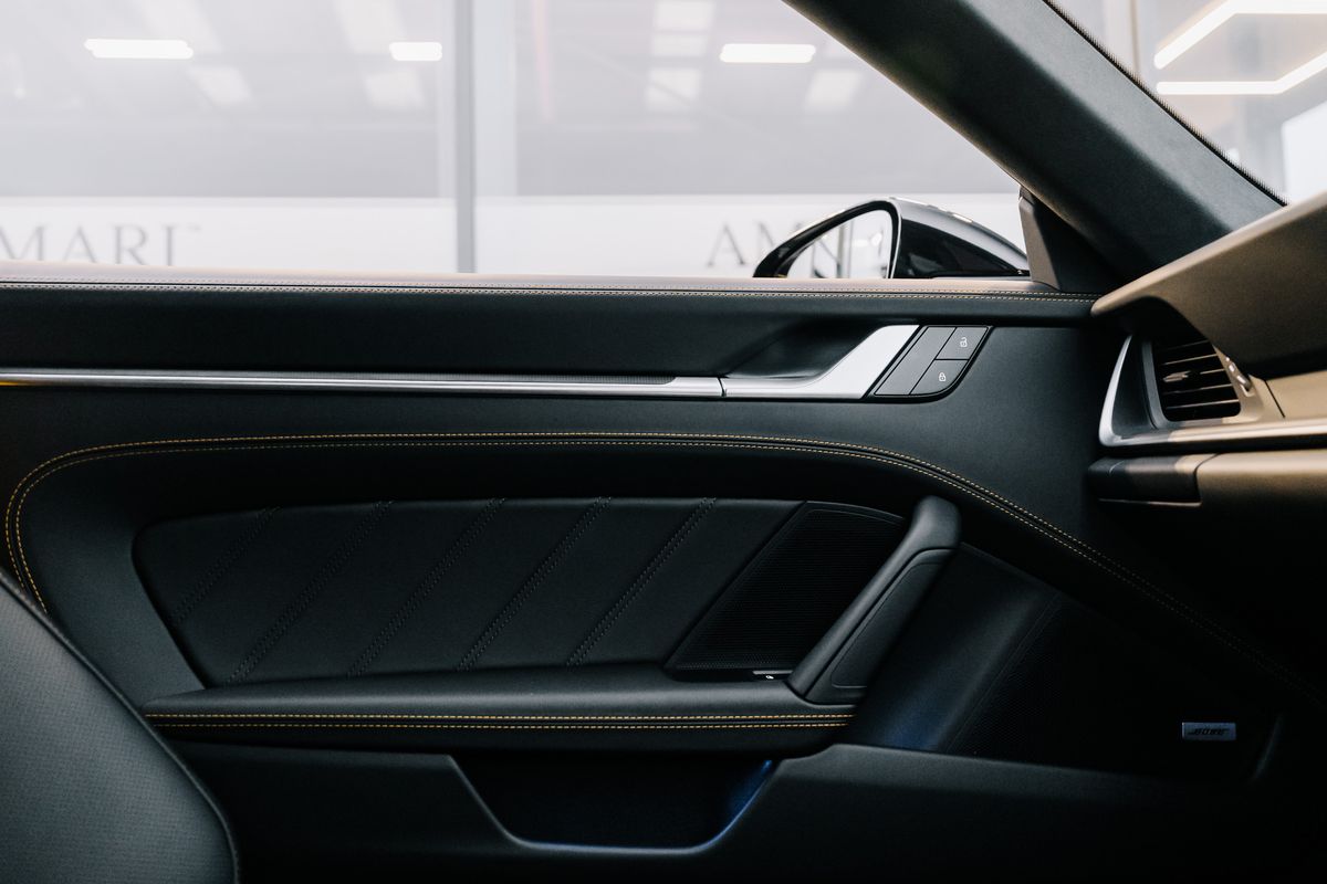 Porsche 911 992 Turbo S 911 T S S-A