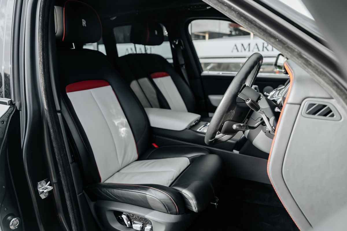 Rolls Royce Cullinan ONYX
