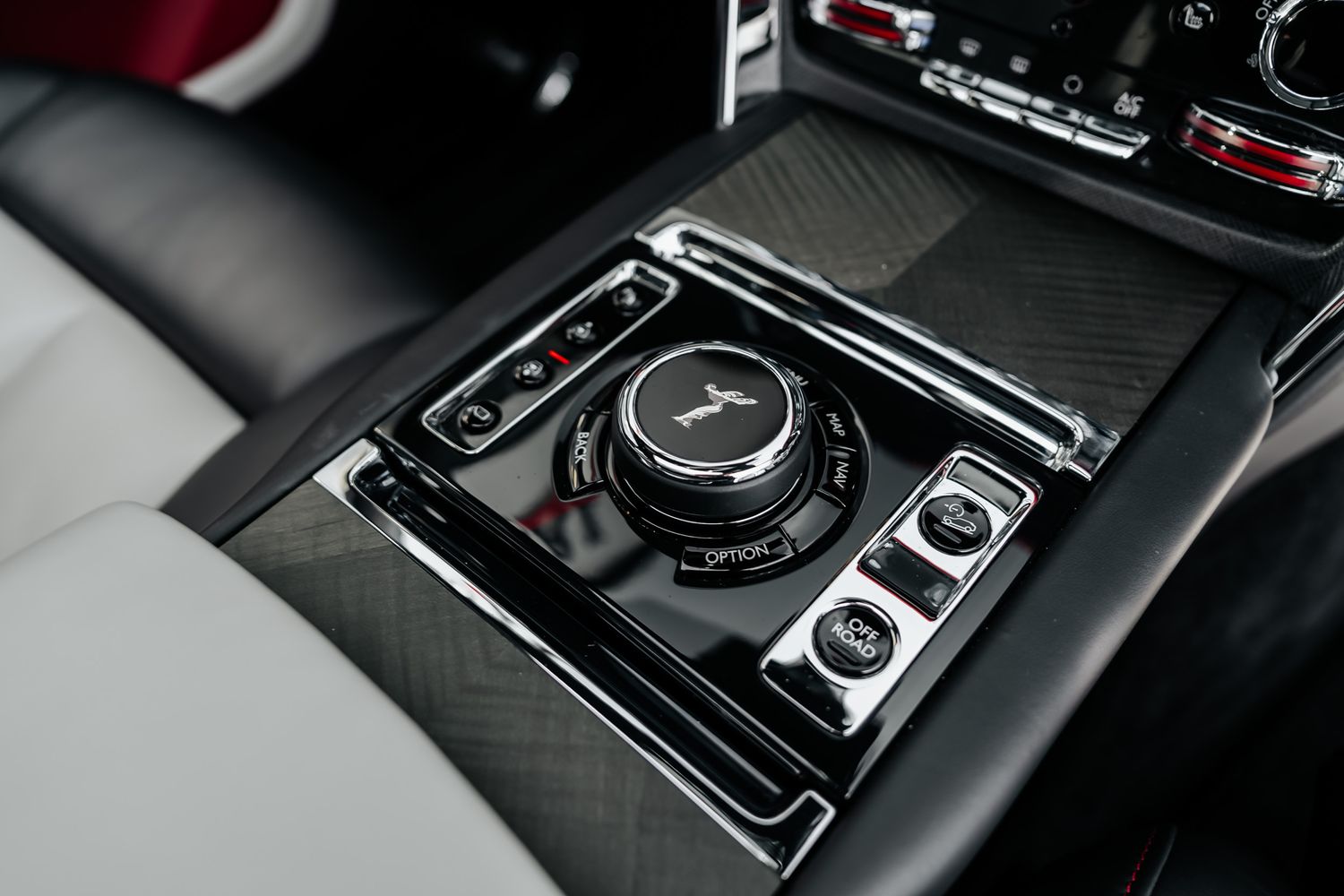 Rolls Royce Cullinan ONYX