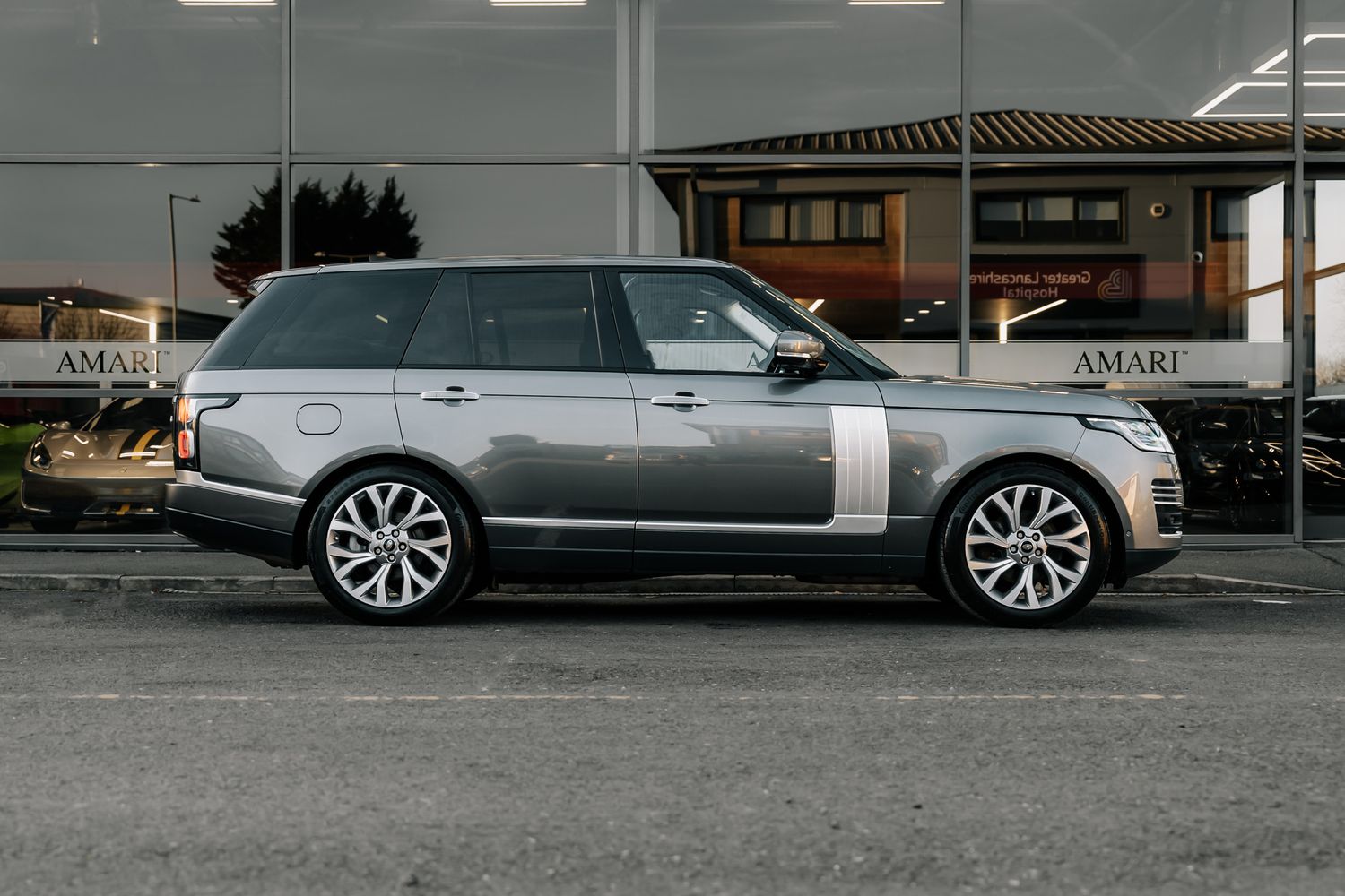 Land Rover Range Rover Vouge SDV6 Autobiography Range Rover Autobiography SDV6 Auto