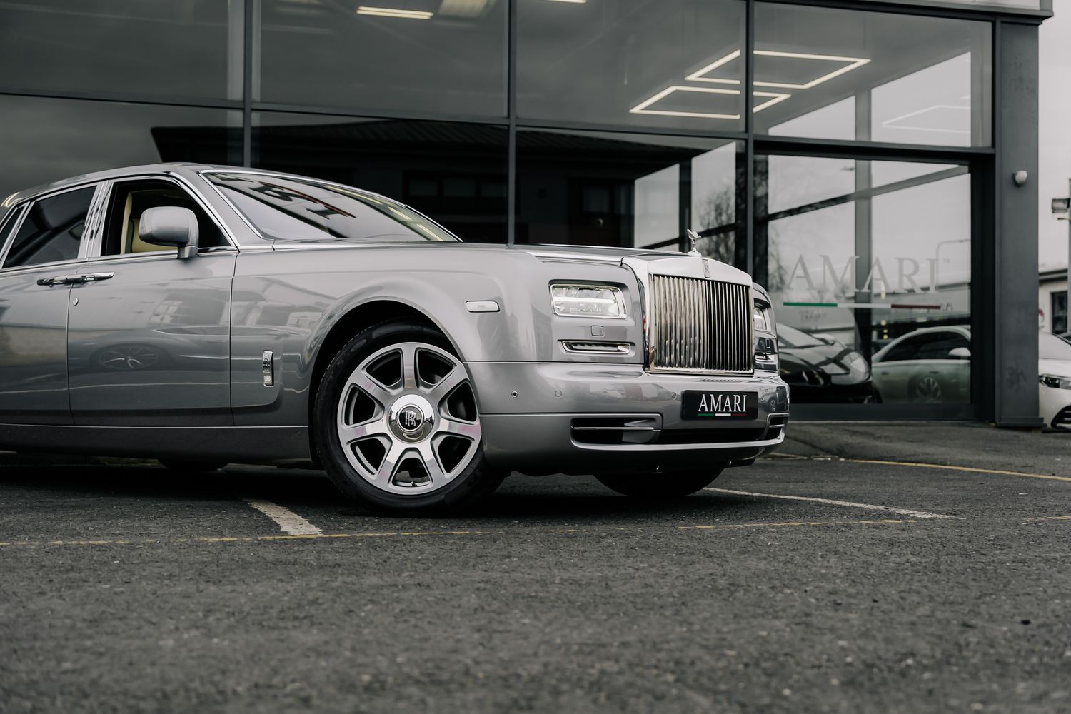 Rolls Royce Phantom PHANTOM V12 SWB AUTO