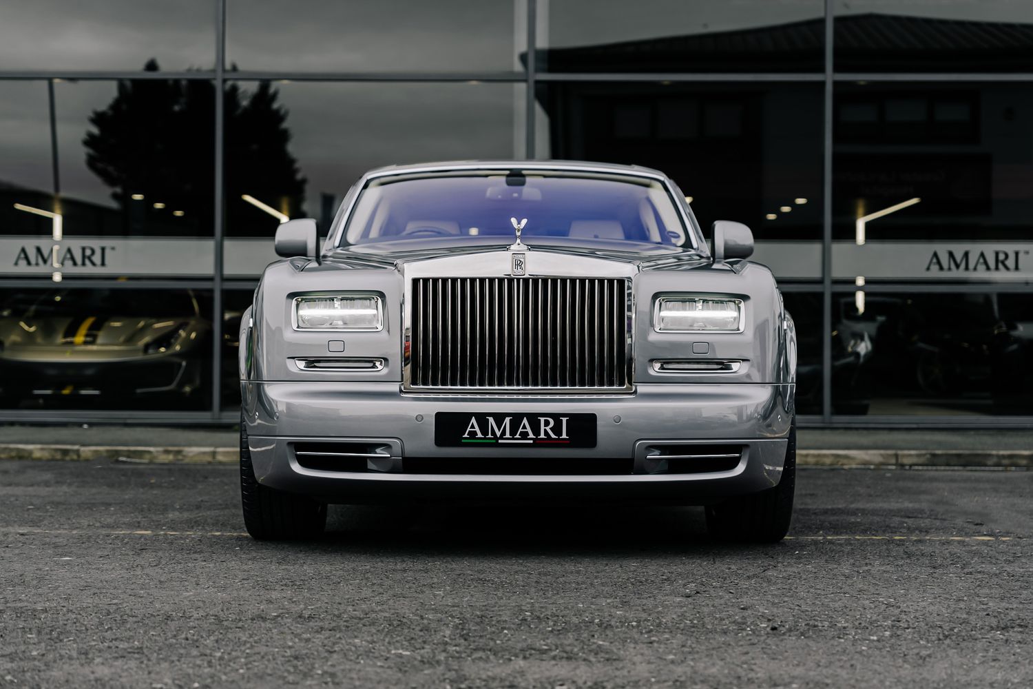 Rolls Royce Phantom PHANTOM V12 SWB AUTO