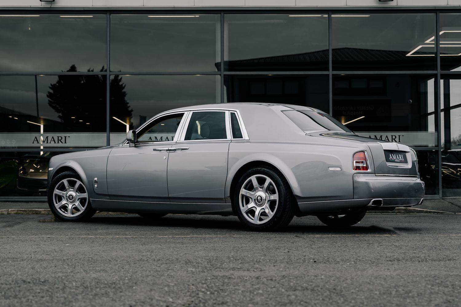 Rolls Royce Phantom PHANTOM V12 SWB AUTO