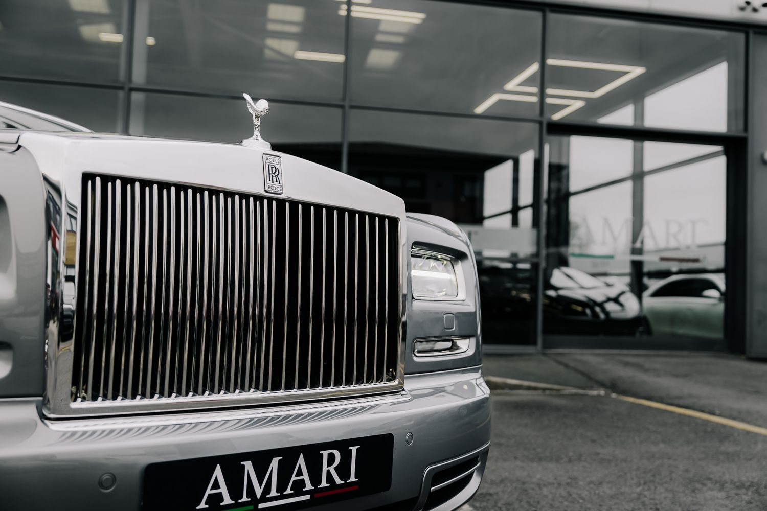 Rolls Royce Phantom PHANTOM V12 SWB AUTO