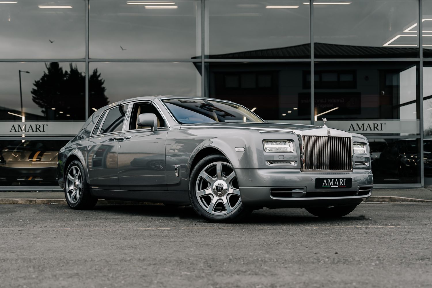 Rolls Royce Phantom PHANTOM V12 SWB AUTO