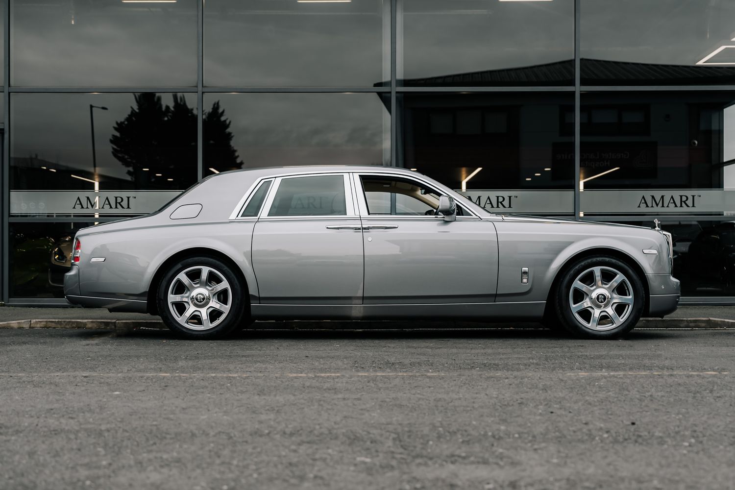 Rolls Royce Phantom PHANTOM V12 SWB AUTO