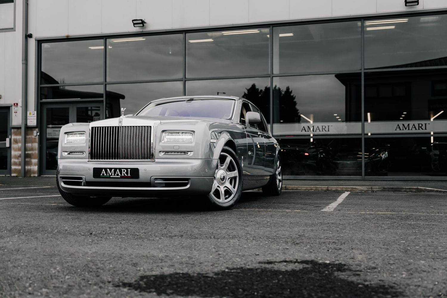 Rolls Royce Phantom PHANTOM V12 SWB AUTO