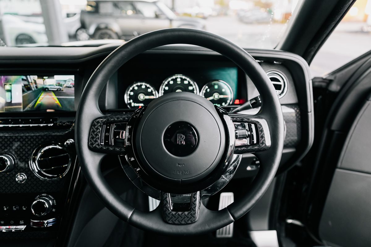 Rolls Royce Cullinan Black Badge CULLINAN BLACK BADGE AUTO