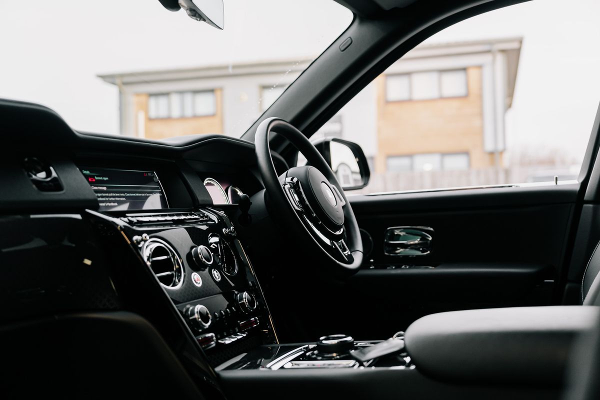 Rolls Royce Cullinan Black Badge CULLINAN BLACK BADGE AUTO