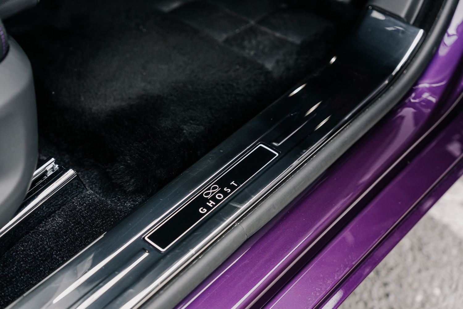 Rolls Royce Ghost Black Badge GHOST V12 BLACK BADGE