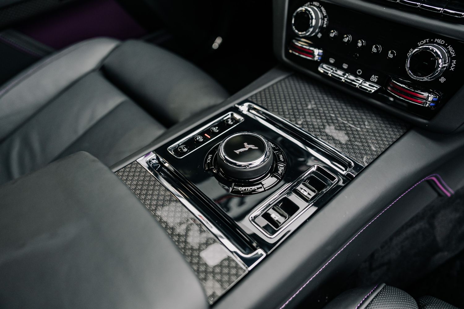 Rolls Royce Ghost Black Badge GHOST V12 BLACK BADGE