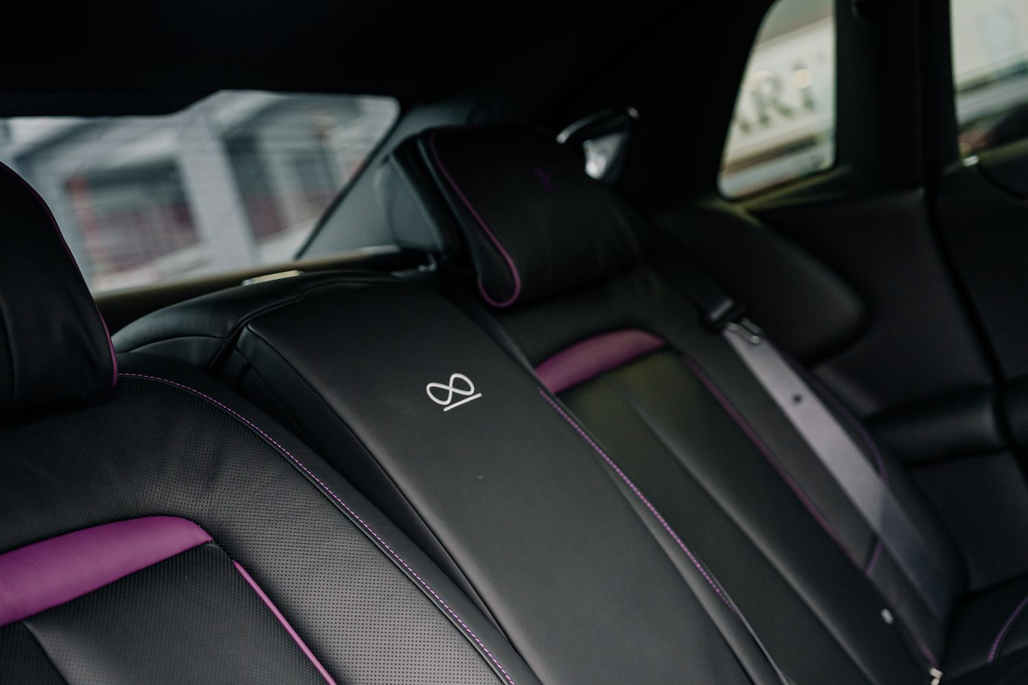 Rolls Royce Ghost Black Badge GHOST V12 BLACK BADGE