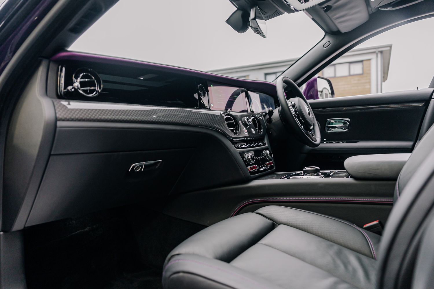Rolls Royce Ghost Black Badge GHOST V12 BLACK BADGE