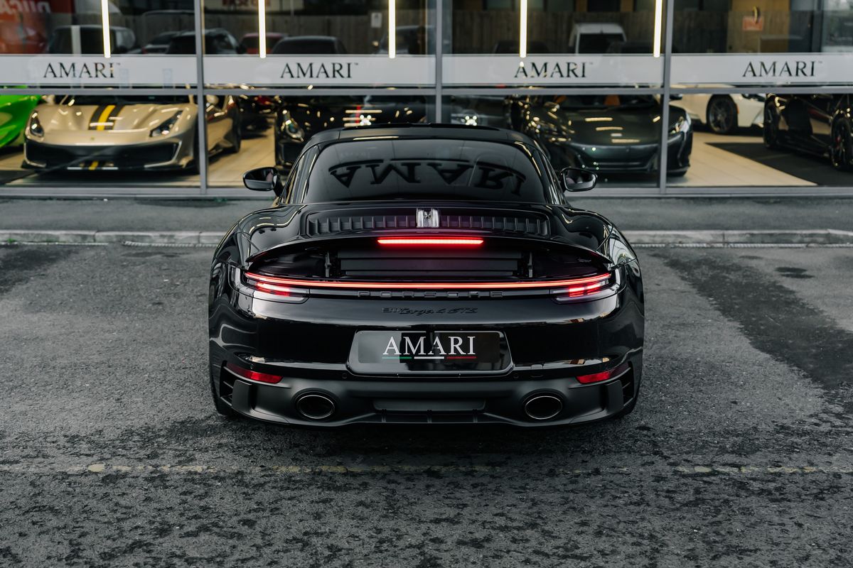Porsche 911 992 Targa 4 GTS 911 TARGA 4 GTS S-A