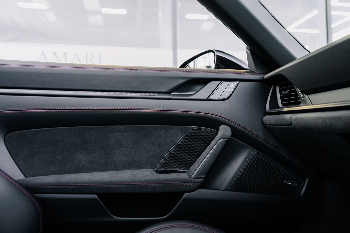 Porsche 911 992 Targa 4 GTS 911 TARGA 4 GTS S-A