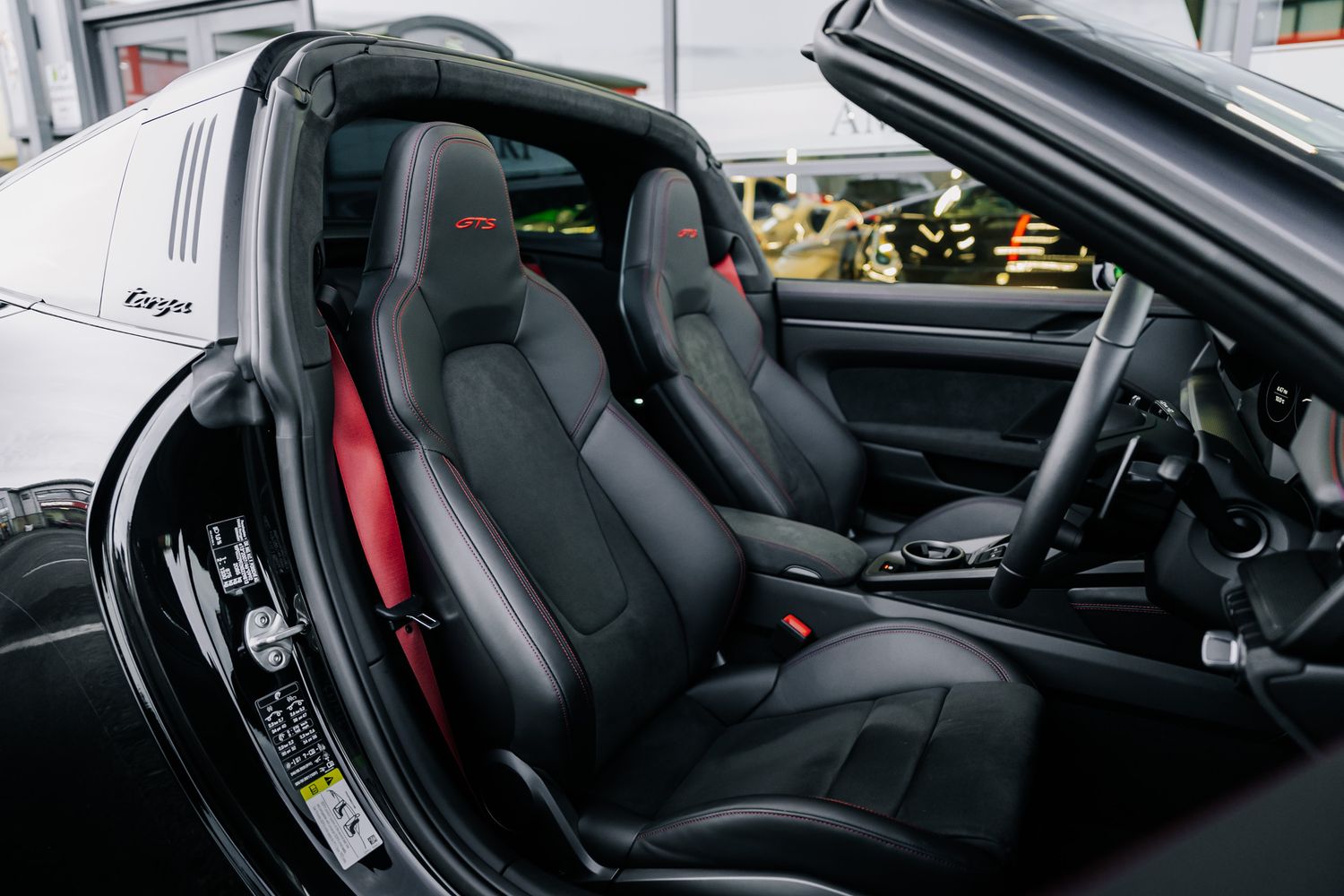Porsche 911 992 Targa 4 GTS 911 TARGA 4 GTS S-A