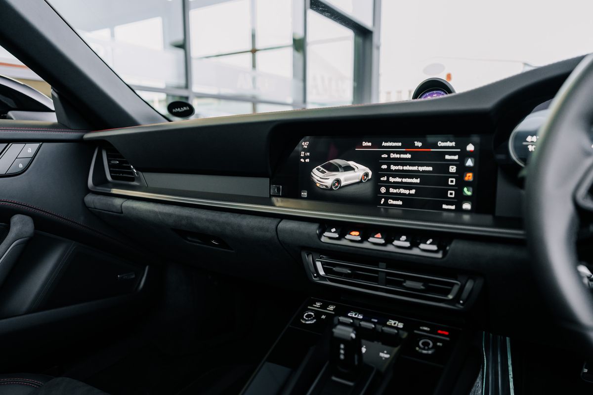 Porsche 911 992 Targa 4 GTS 911 TARGA 4 GTS S-A