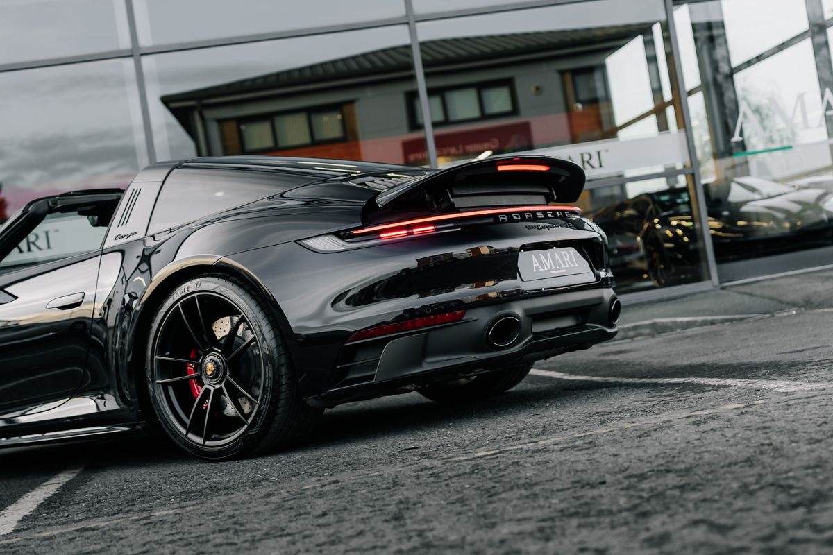 Porsche 911 992 Targa 4 GTS 911 TARGA 4 GTS S-A