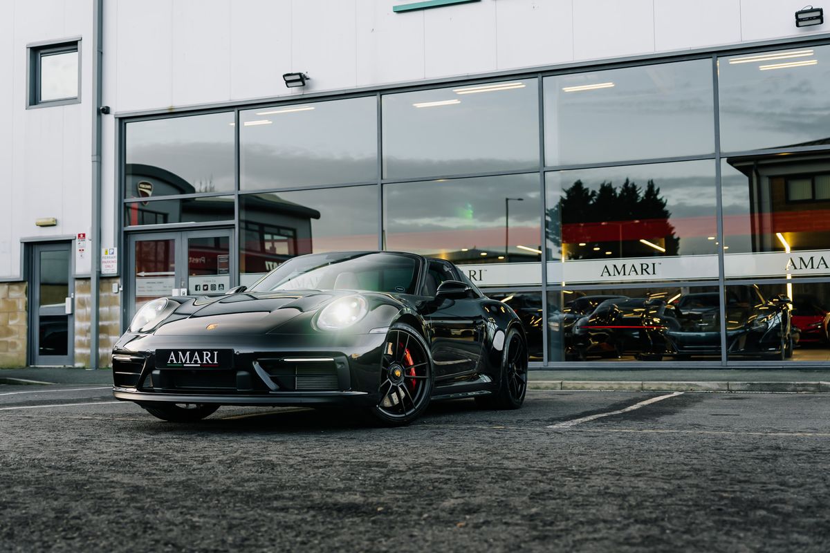 Porsche 911 992 Targa 4 GTS 911 TARGA 4 GTS S-A