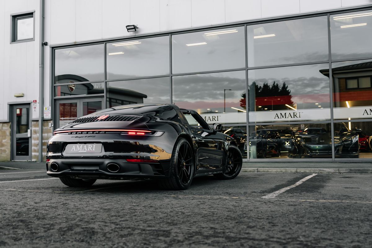 Porsche 911 992 Targa 4 GTS 911 TARGA 4 GTS S-A