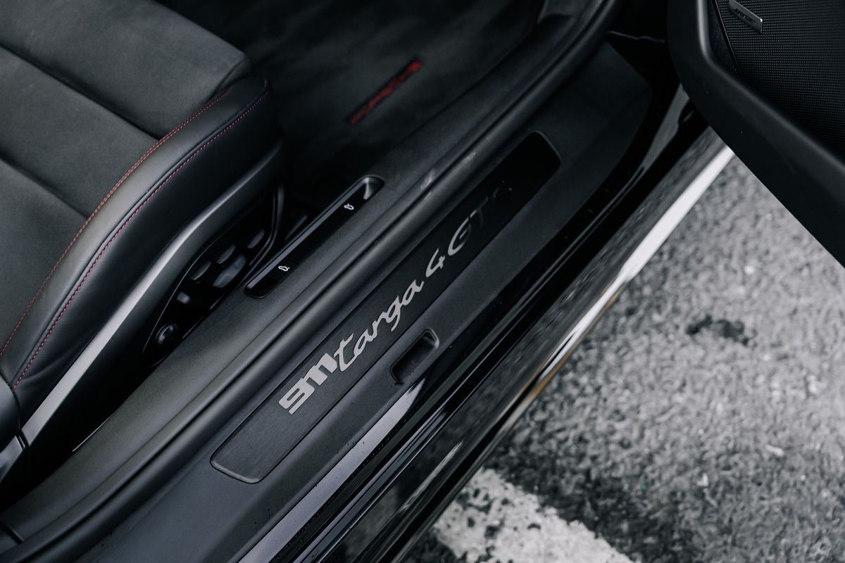 Porsche 911 992 Targa 4 GTS 911 TARGA 4 GTS S-A