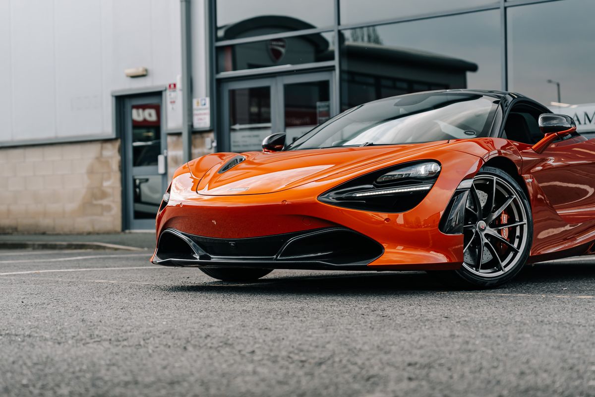 McLaren 720S Performance 720S V8 S-A