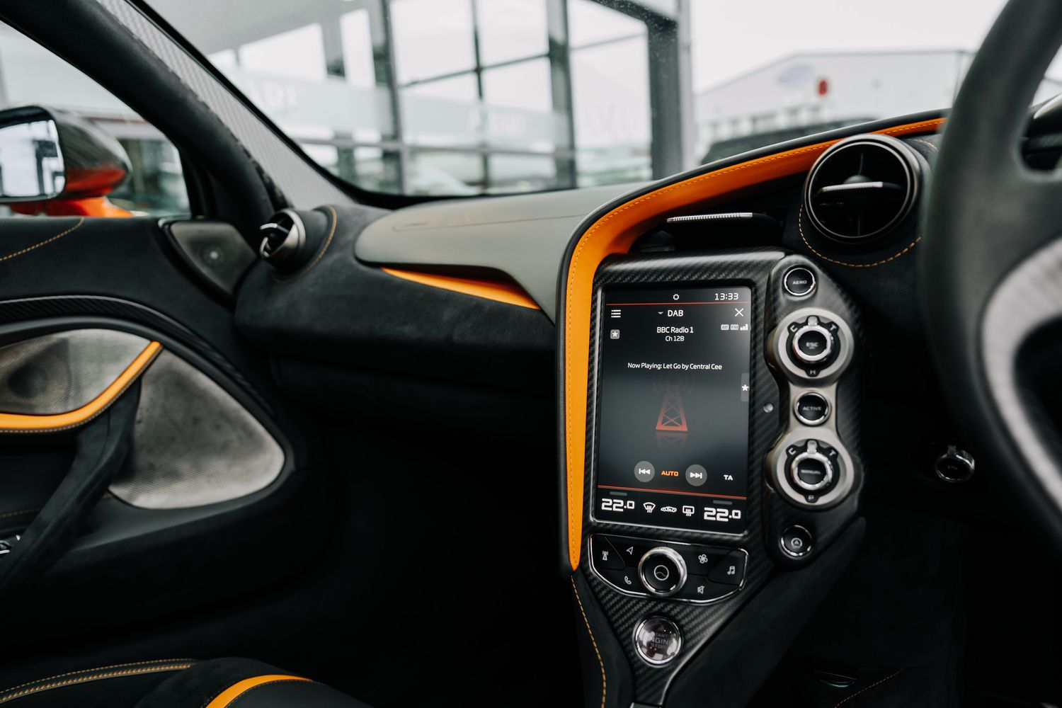 McLaren 720S Performance 720S V8 S-A