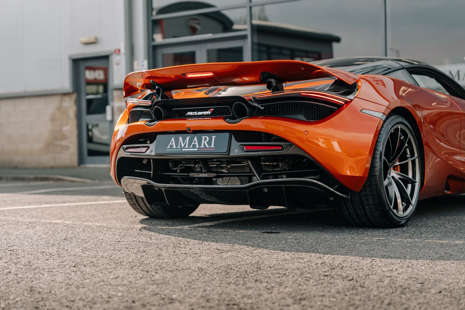 McLaren 720S Performance 720S V8 S-A