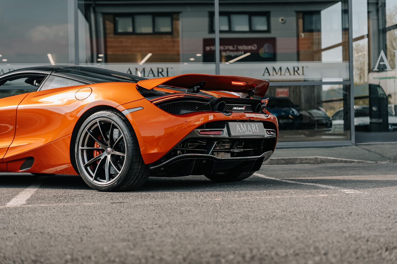 McLaren 720S Performance 720S V8 S-A