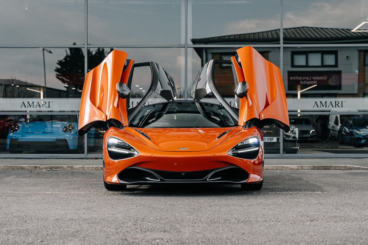 McLaren 720S Performance 720S V8 S-A