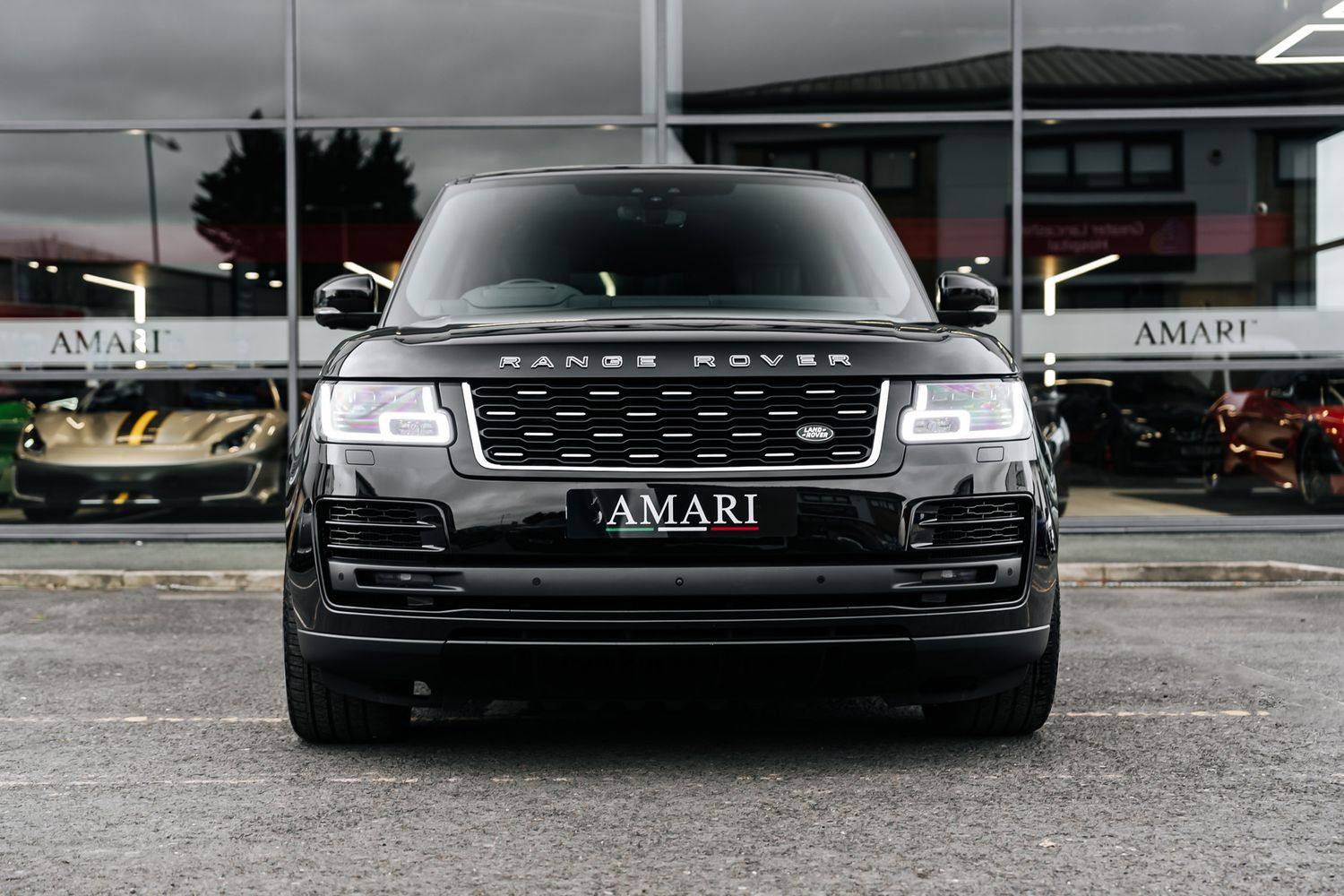 Land Rover Range Rover SVAutobiography Range Rover SV Autobiography Dynamic Black Auto