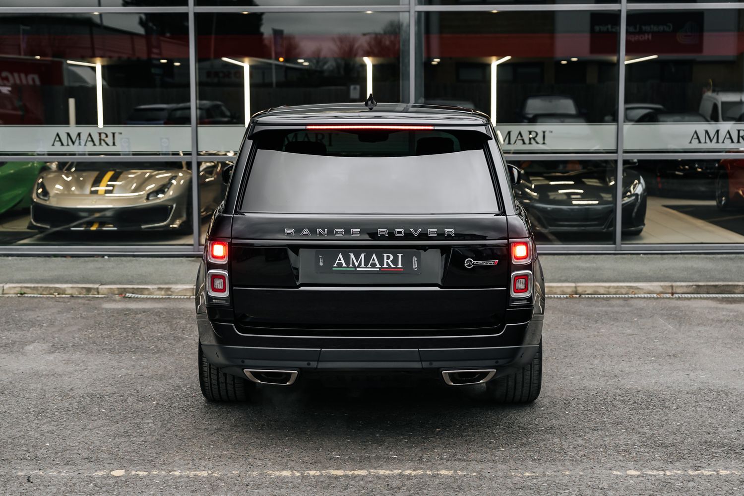 Land Rover Range Rover SVAutobiography Range Rover SV Autobiography Dynamic Black Auto