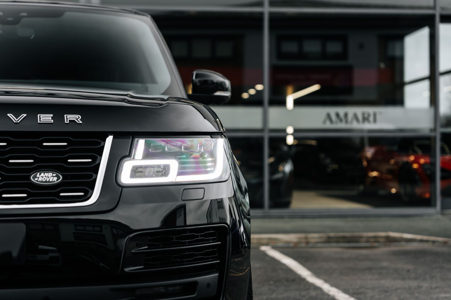 Land Rover Range Rover SVAutobiography Range Rover SV Autobiography Dynamic Black Auto