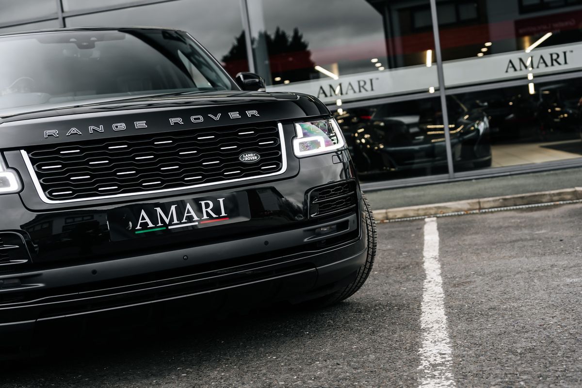 Land Rover Range Rover SVAutobiography Range Rover SV Autobiography Dynamic Black Auto